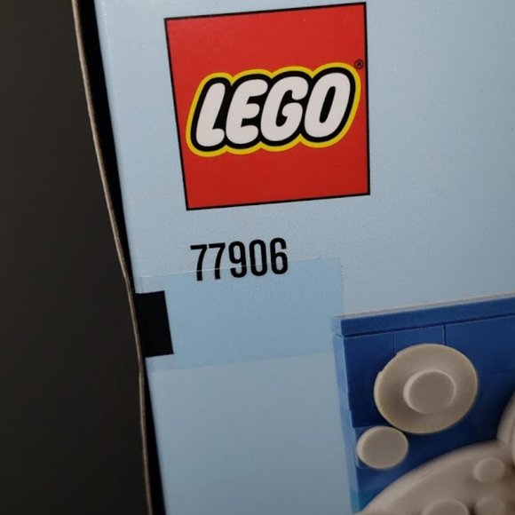 SEALED - LEGO DC Wonder Woman 77906 SDCC E… - Picture 10 of 10